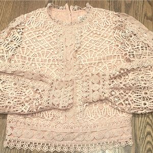 Size small blouse w lace